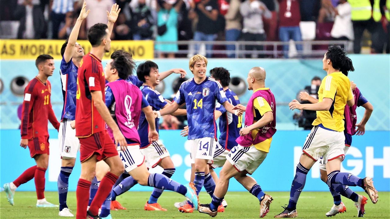 蒂尔曼：曼城大轮换？这给了球队额外的动力，我们看到了机会